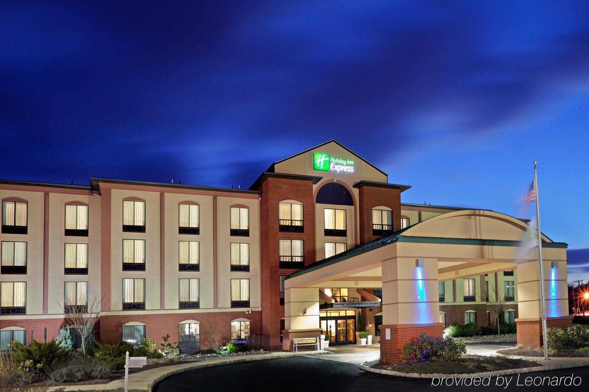 Fairfield Inn & Suites By Marriott Bridgewater Branchburg/Somerville Zewnętrze zdjęcie